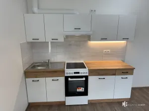 Pronájem bytu 1+kk, Praha - Hlubočepy, Fabiánové, 31 m2