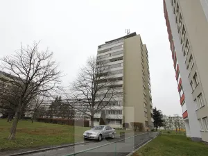 Pronájem bytu 3+kk, Praha - Karlín, U Sluncové, 83 m2