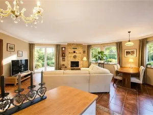 Prodej rodinného domu, Buštěhrad, Břízová, 139 m2