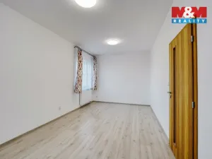 Pronájem bytu 1+1, Plzeň - Jižní Předměstí, Husova, 38 m2