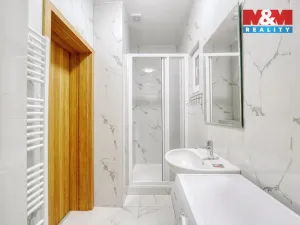 Pronájem bytu 1+1, Plzeň - Jižní Předměstí, Husova, 33 m2