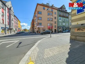 Prodej bytu 4+1, Cheb, Májová, 121 m2