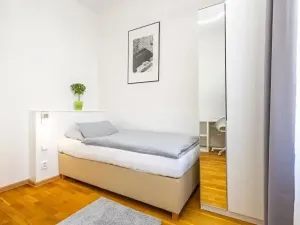 Pronájem bytu 3+kk, Praha - Vinohrady, Na Kozačce, 60 m2