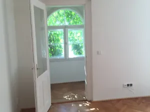 Pronájem bytu 2+kk, Liberec, Sládkova, 42 m2