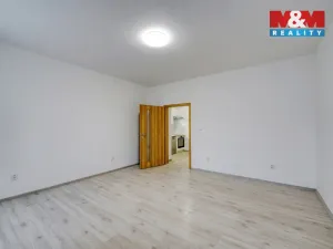 Pronájem bytu 1+1, Plzeň - Jižní Předměstí, Husova, 34 m2
