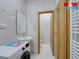 Pronájem bytu 1+1, Plzeň - Jižní Předměstí, Husova, 34 m2