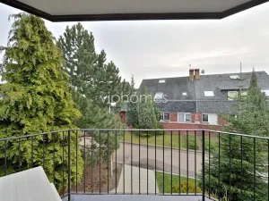 Pronájem vily, Horoměřice, Za Dvorem, 330 m2