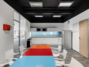 Pronájem kanceláře, Praha - Smíchov, Radlická, 363 m2