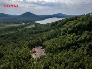 Prodej rodinného domu, Doksy, Pod Borným, 1700 m2