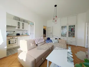 Prodej bytu 2+kk, Praha - Vršovice, Kišiněvská, 48 m2