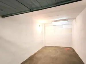 Pronájem garáže, Zlín, Dřevnická, 16 m2