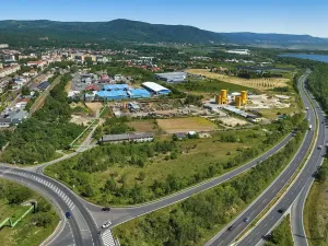 Prodej komerčního pozemku, Jirkov, 2782 m2