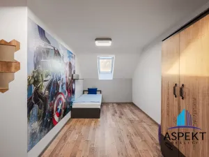 Prodej rodinného domu, Neumětely, V Chaloupkách, 220 m2