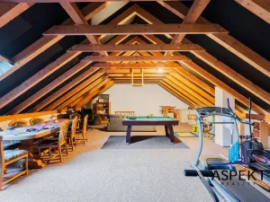 Prodej rodinného domu, Neumětely, V Chaloupkách, 220 m2