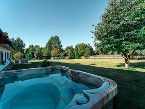 Prodej ubytování, Opatov, 500 m2