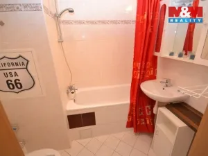 Pronájem bytu 1+1, Liberec - Liberec VI-Rochlice, Pastelová, 35 m2