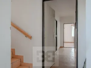 Prodej rodinného domu, Hrobce, Hlavní, 238 m2