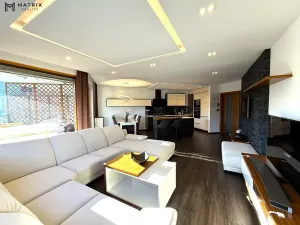 Pronájem bytu 3+kk, Praha - Liboc, Naardenská, 126 m2