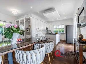 Prodej rodinného domu, Praha - Horní Počernice, Na Myšině, 327 m2