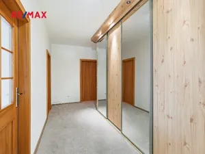 Pronájem bytu 4+1, Jindřichův Hradec, Nušlova, 75 m2