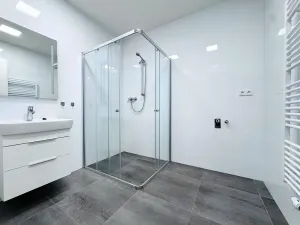 Pronájem bytu 2+kk, Zlín, Štefánikova, 52 m2