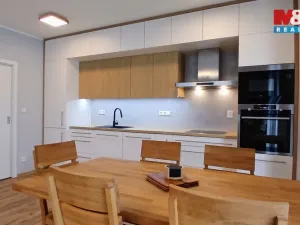 Pronájem bytu 3+kk, Přezletice, Pod Zahrady, 65 m2