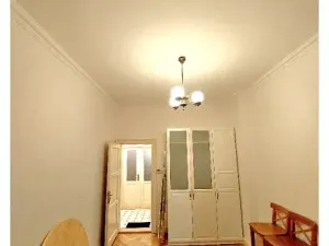 Pronájem bytu 2+kk, Praha - Bubeneč, Jaselská, 48 m2