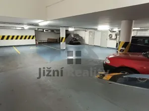 Pronájem obchodního prostoru, Praha - Břevnov, Bělohorská, 1054 m2