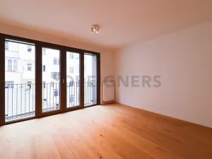 Pronájem bytu 1+kk, Brno, Bratislavská, 35 m2