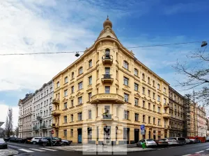 Prodej obchodního prostoru, Praha - Smíchov, Zborovská, 186 m2