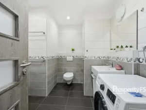 Prodej bytu 4+1, Ústí nad Labem - Bukov, Vinařská, 87 m2