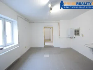 Pronájem obchodního prostoru, Beroun, Havlíčkova, 93 m2