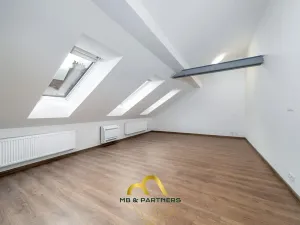 Pronájem bytu 2+kk, Praha - Nové Město, Soukenická, 74 m2