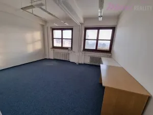 Pronájem kanceláře, Uherské Hradiště, Tř. Maršála Malinovského, 23 m2