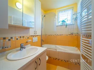 Prodej bytu 3+1, České Budějovice - České Budějovice 5, tř. Čsl. legií, 76 m2