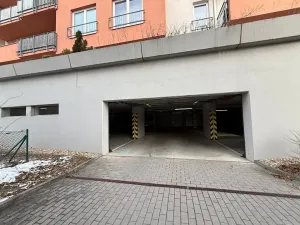 Prodej garážového stání, Brno, Říčanská, 12 m2