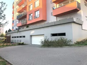 Prodej garážového stání, Brno, Říčanská, 12 m2