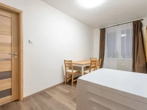 Prodej bytu 4+1, Ostrava, Charkovská, 74 m2