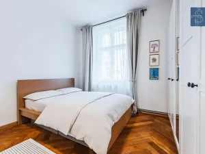 Prodej bytu 2+kk, Praha - Vyšehrad, Neklanova, 42 m2