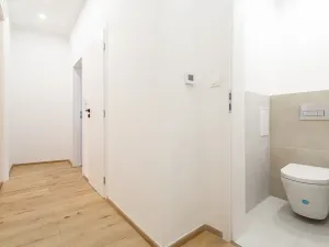 Prodej bytu 3+kk, Praha, Rumunská, 73 m2