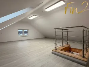 Pronájem rodinného domu, Praha, 105 m2