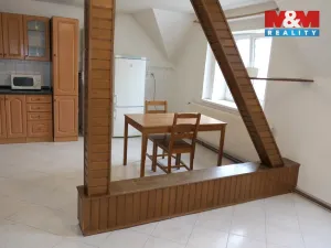 Pronájem bytu 3+1, Kladno - Kročehlavy, Wolkerova, 90 m2