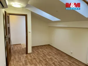 Pronájem bytu 3+kk, Praha - Holešovice, Za papírnou, 82 m2