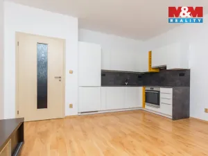 Pronájem bytu 2+1, Pardubice - Zelené Předměstí, Pichlova, 53 m2