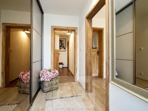 Prodej rodinného domu, Zlatníky-Hodkovice, Souběžná, 139 m2