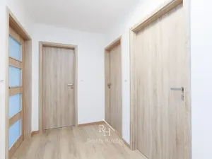 Pronájem bytu 3+kk, Kladno, Ostravská, 55 m2