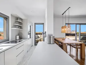 Prodej bytu 4+kk, Vodice, Chorvatsko, 80 m2