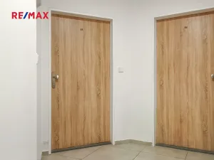 Pronájem bytu 2+kk, Plzeň, Skvrňanská, 37 m2