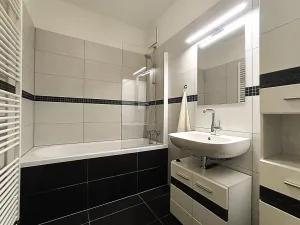 Pronájem bytu 2+kk, Brno, Houbalova, 61 m2