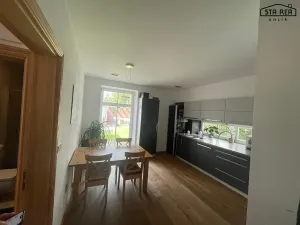 Pronájem rodinného domu, Hradec Králové, Třebízského, 250 m2